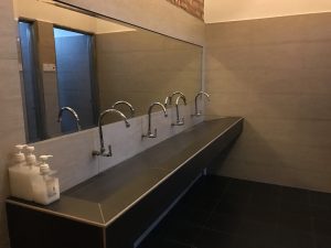 sink, toilet, apartment-2062941.jpg